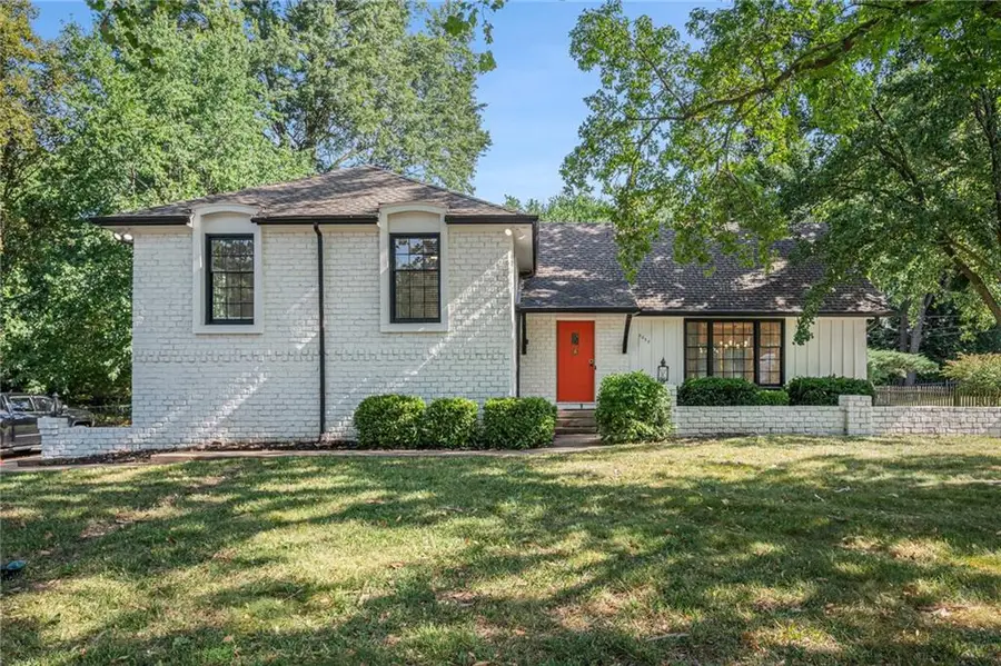 3322 W 95th Street, Leawood, KS 66206 - #2