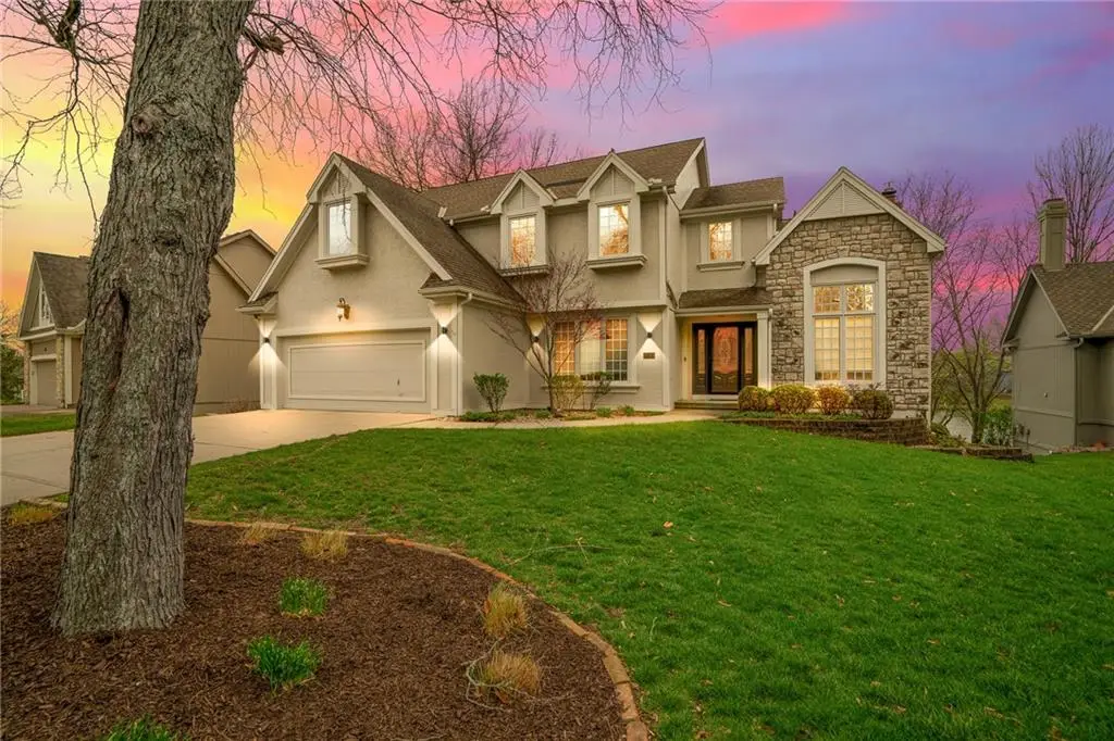 8512 N Oregon Avenue, Kansas City, MO 64154 - #1