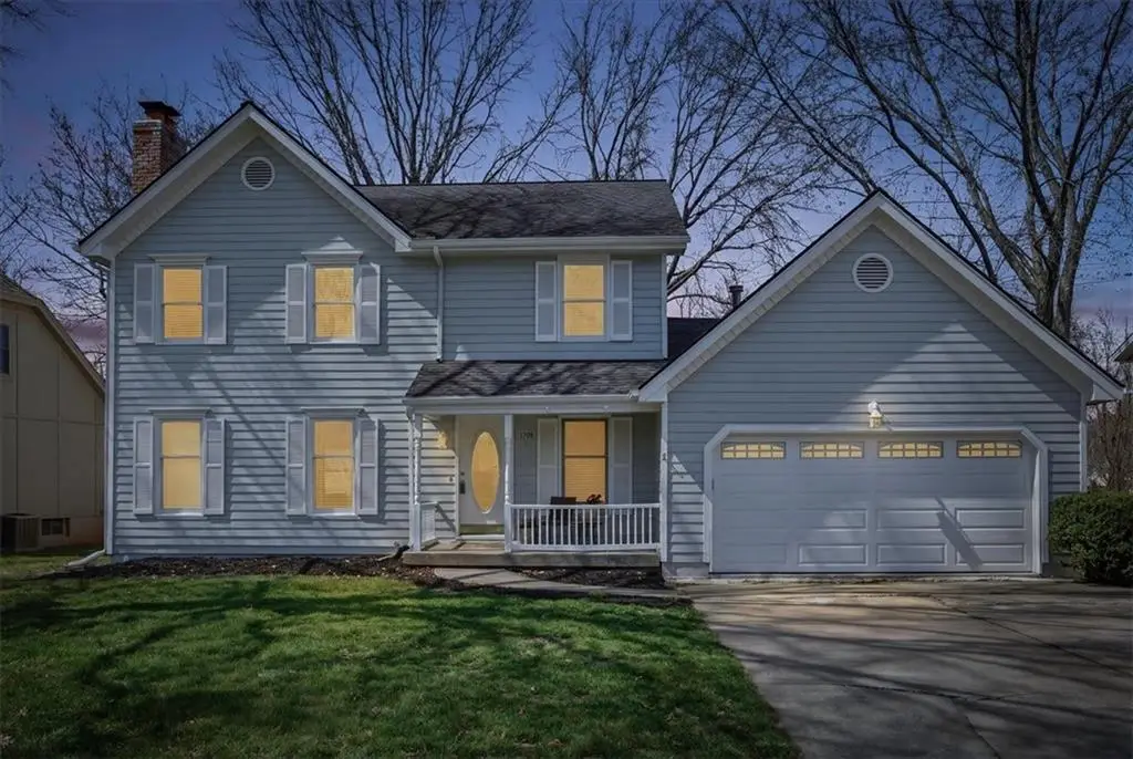 1104 SE 7th Street, Lees Summit, MO 64063 - #1