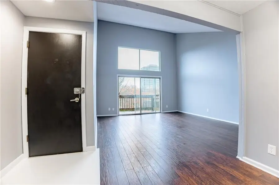 4518 Holly Street #37, Kansas City, MO 64111 - #3