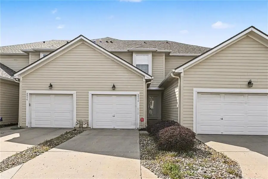 8954 Boehm Drive, Lenexa, KS 66219 - #2