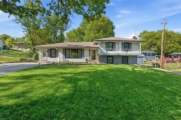 6202 E 103rd Street, Kansas City, MO 64138