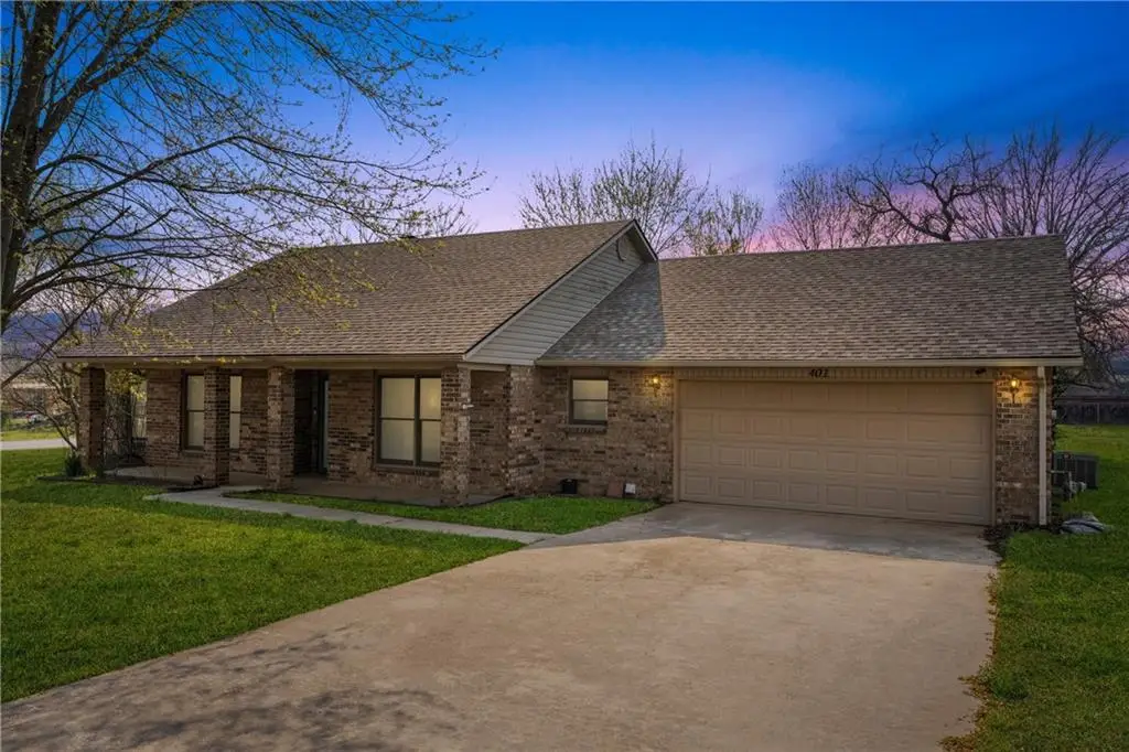 401 N East Street, Caney, KS 67333 - #1