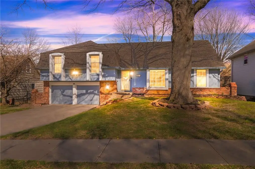 9719 Melrose Street, Overland Park, KS 66214 - #1