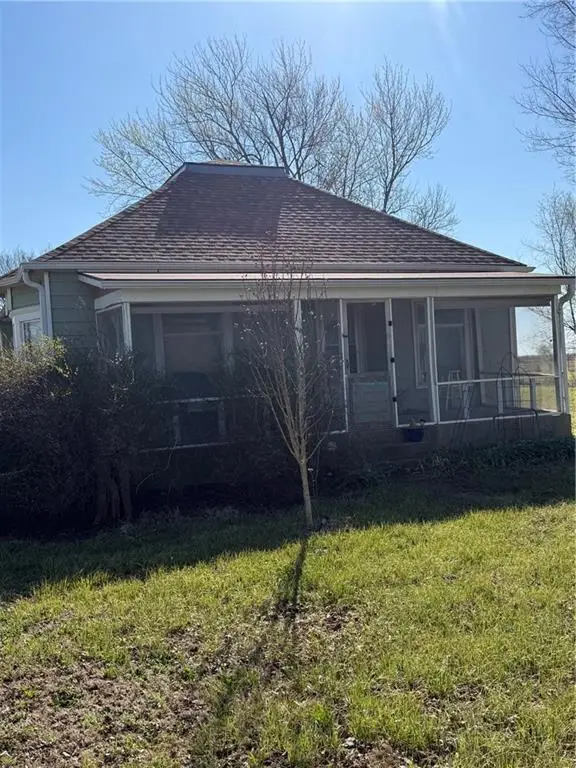 37725 Harmony Road, Paola, KS 66071