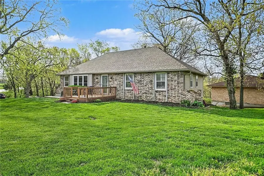 6525 County Line Road, Shawnee, KS 66216 - #2
