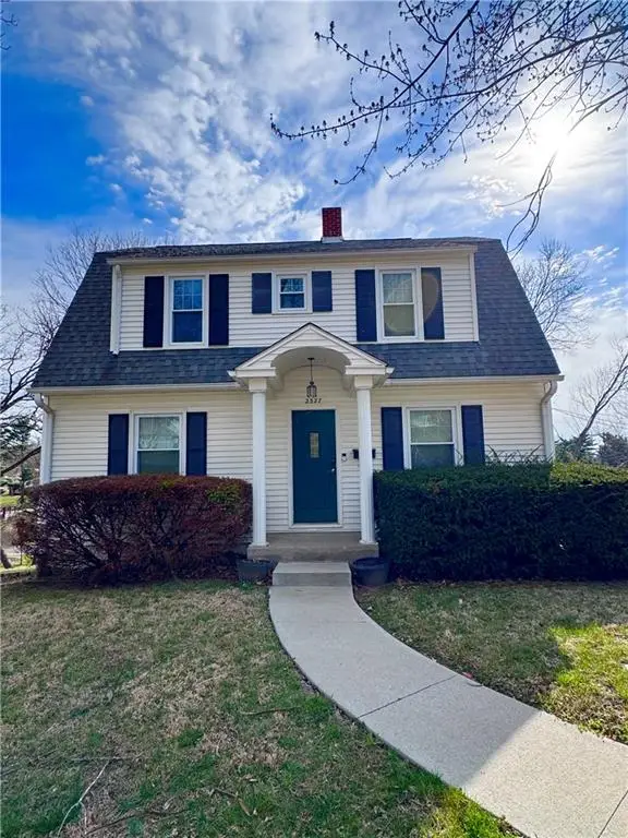 2327 Goff Avenue, Saint Joseph, MO 64505 - #2