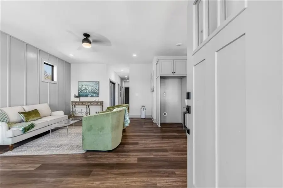 1001 S River View Avenue S, Independence, MO 64056 - #3