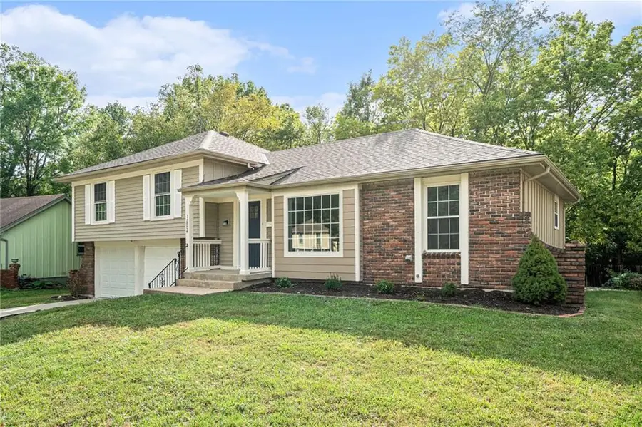 12904 Overhill Avenue, Grandview, MO 64030 - #2