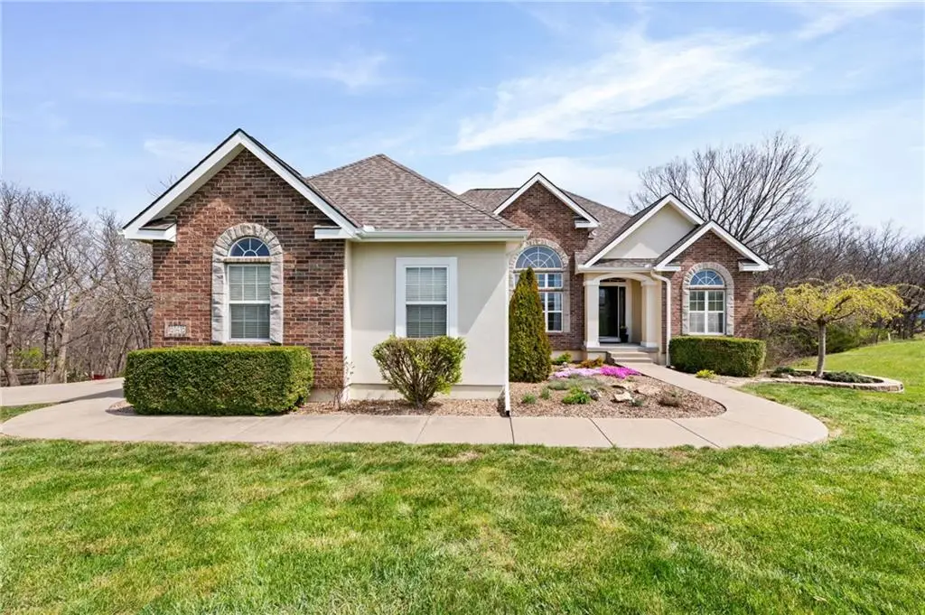 545 S Minter Road, Grain Valley, MO 64029 - #1