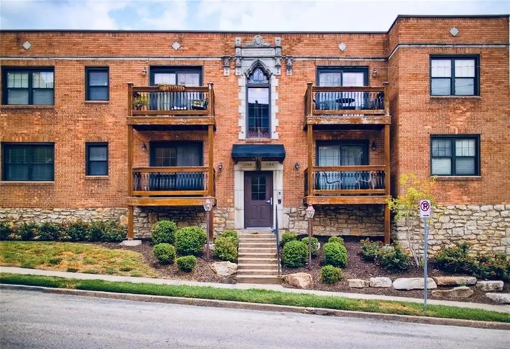 1108 W 46th Street #6, Kansas City, MO 64112 - #1