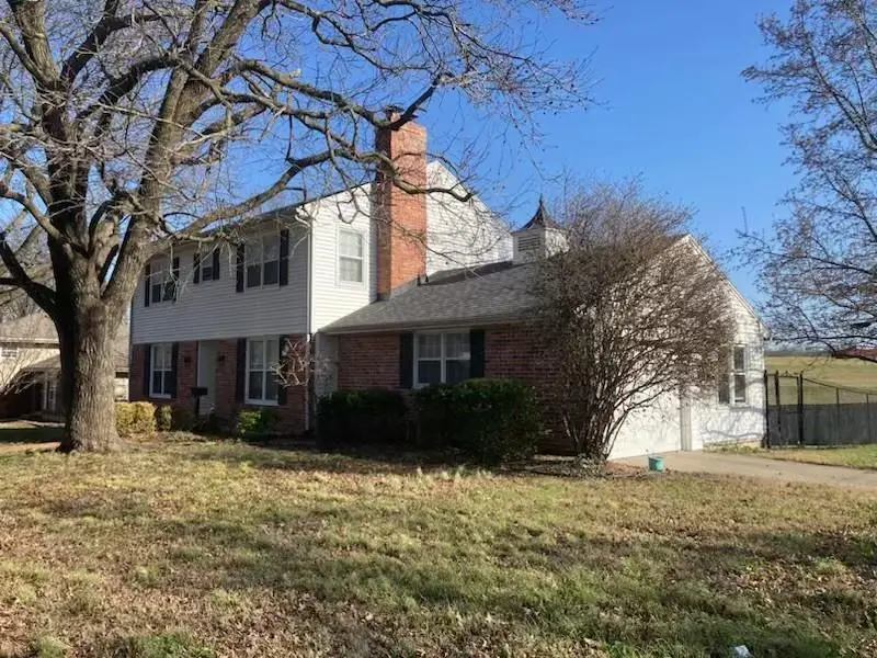 700 E Clark Street, Warrensburg, MO 64093 - #3