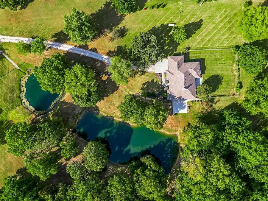 20260 178th Street, Tonganoxie, KS 66086 - #2