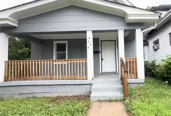 4444 Olive Street, Kansas City, MO 64130