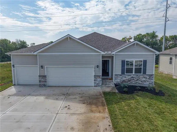 25010 178th Terrace, Gardner, KS 66030