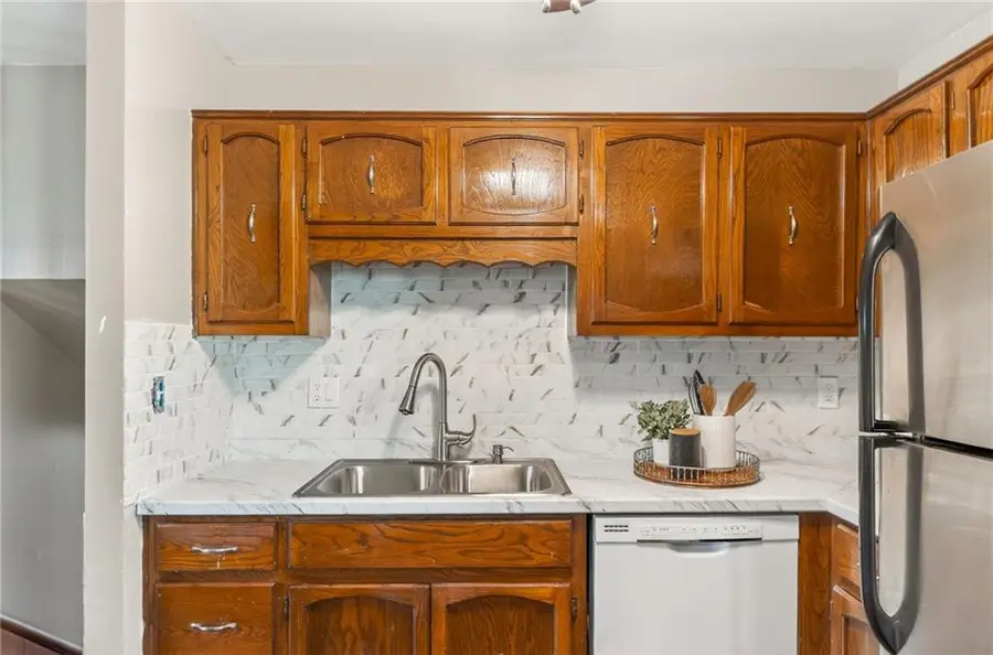 822 Sherrill Avenue, Liberty, MO 64068 - #3