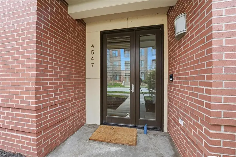 4547 Washington Street #B1, Kansas City, MO 64111 - #3