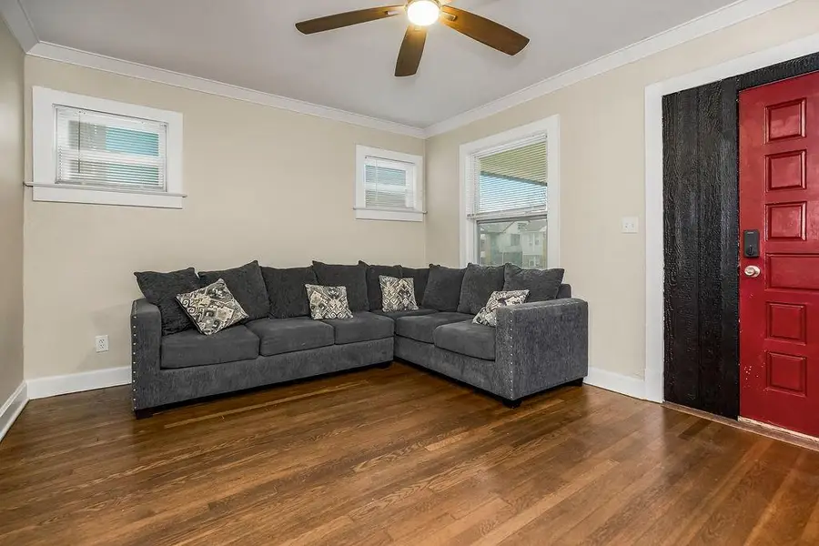 3307 Agnes Avenue, Kansas City, MO 64128 - #2