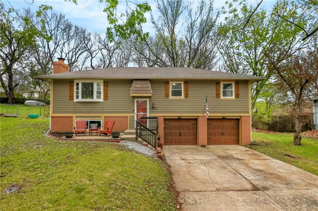 1812 SE 2nd Street, Blue Springs, MO 64014 - #1