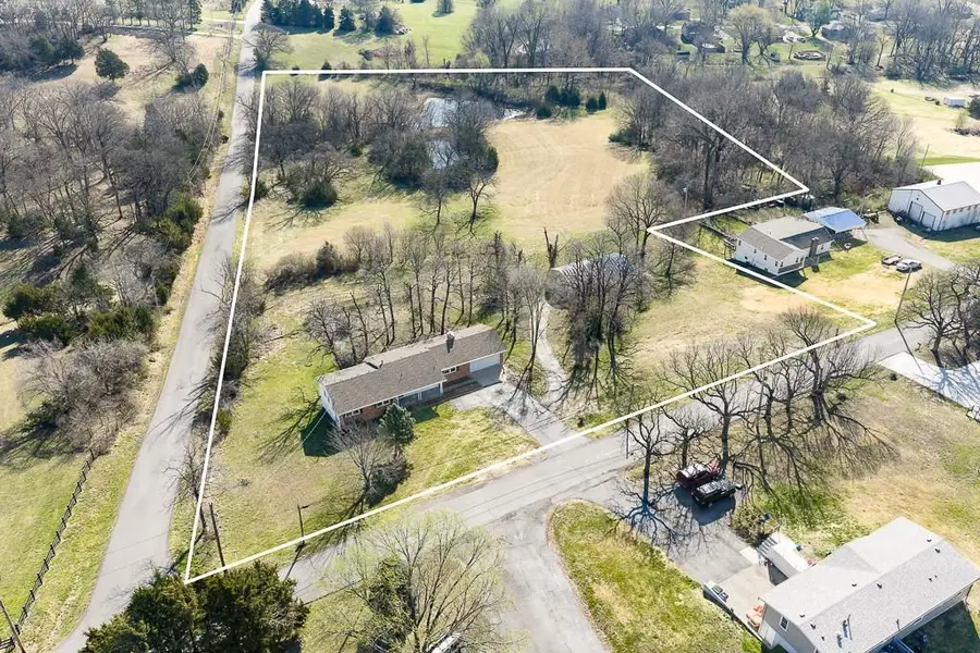 1021 Kouns Lane, Kansas City, KS 66111 - #2