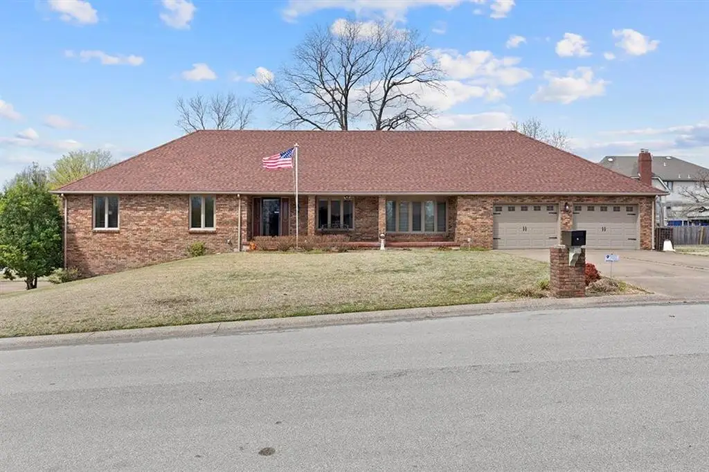 3330 Delaware Avenue, Joplin, MO 64804 - #1