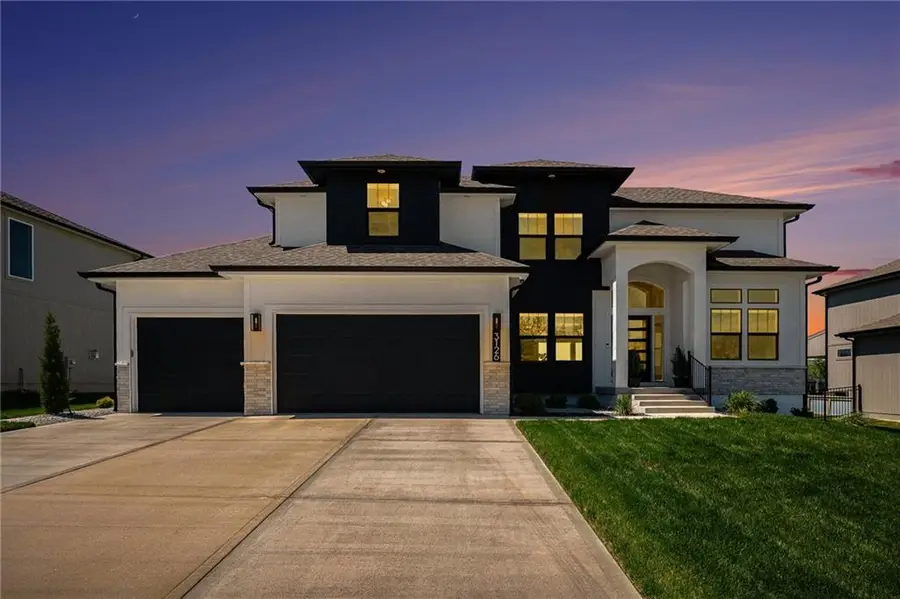 3133 SW Summit View Trail, Lees Summit, MO 64082 - #3