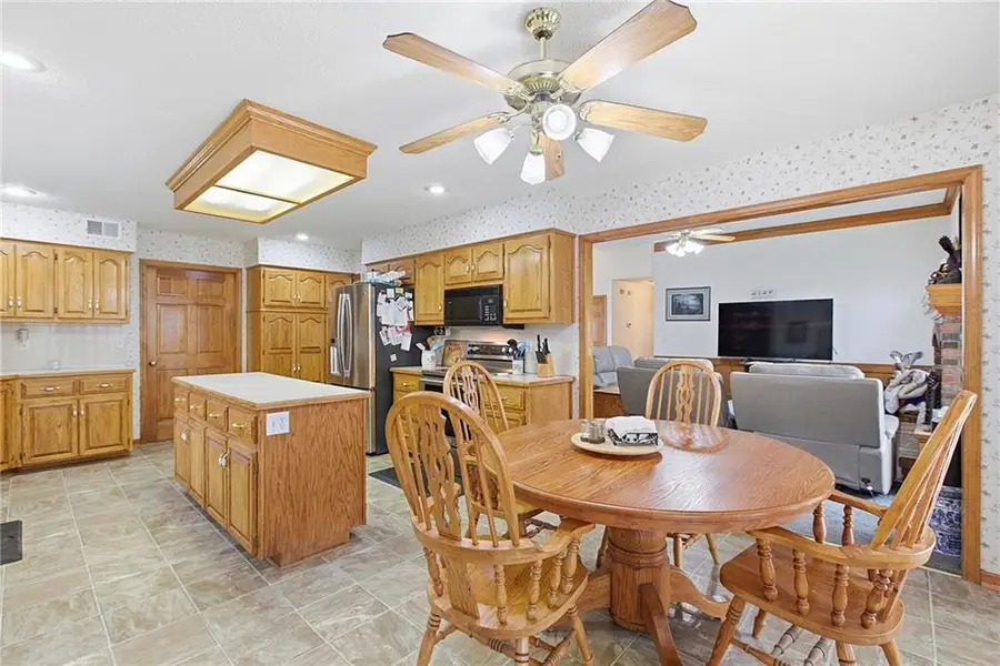 3100 NE 68 Terrace, Gladstone, MO 64119 - #3