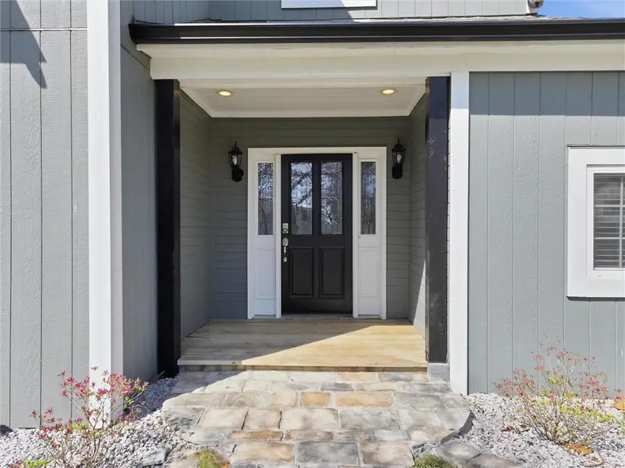 406 E Forest Street, Harrisonville, MO 64701 - #3