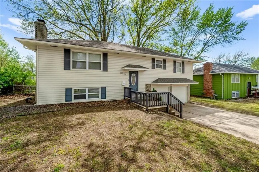 6815 E 99th Terrace, Kansas City, MO 64134 - #2