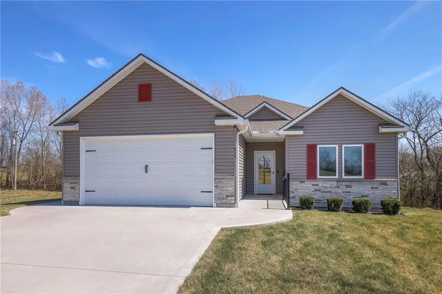 517 Village Lane, Harrisonville, MO 64701 - #3