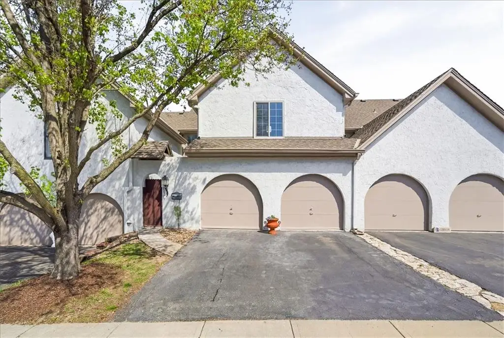 6534 W 49th Street, Mission, KS 66202 - #1