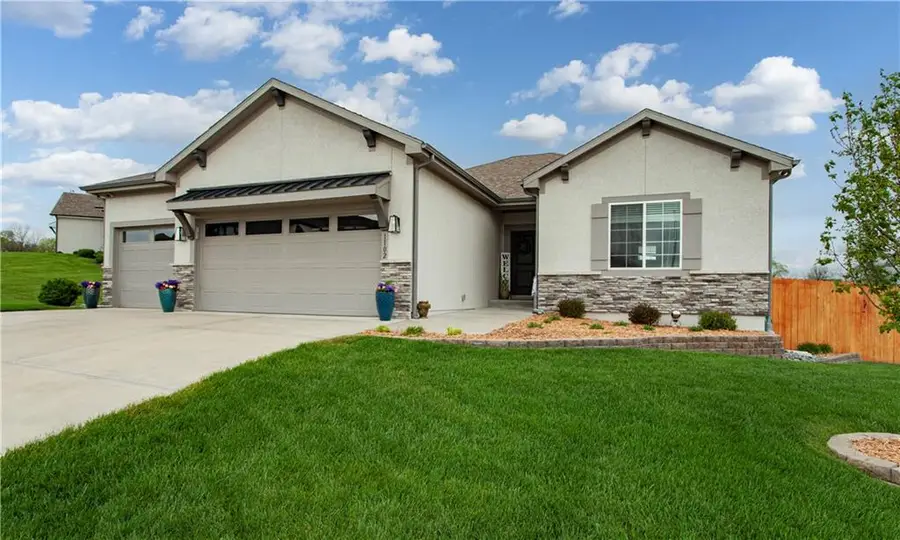 1102 NW Aspen Court, Grain Valley, MO 64029 - #2