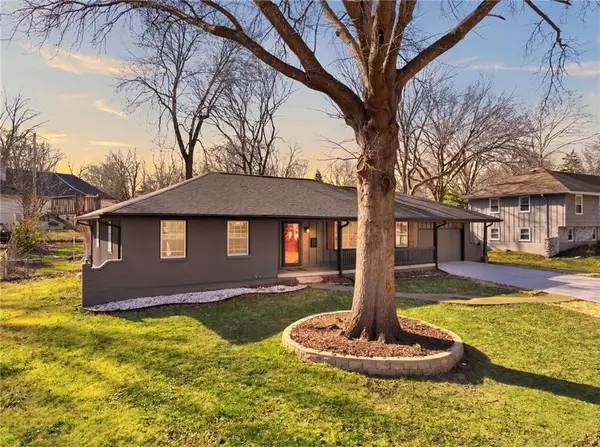 12718 Crystal Avenue, Grandview, MO 64030