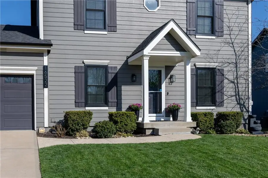 16522 W 154th Street, Olathe, KS 66062 - #3