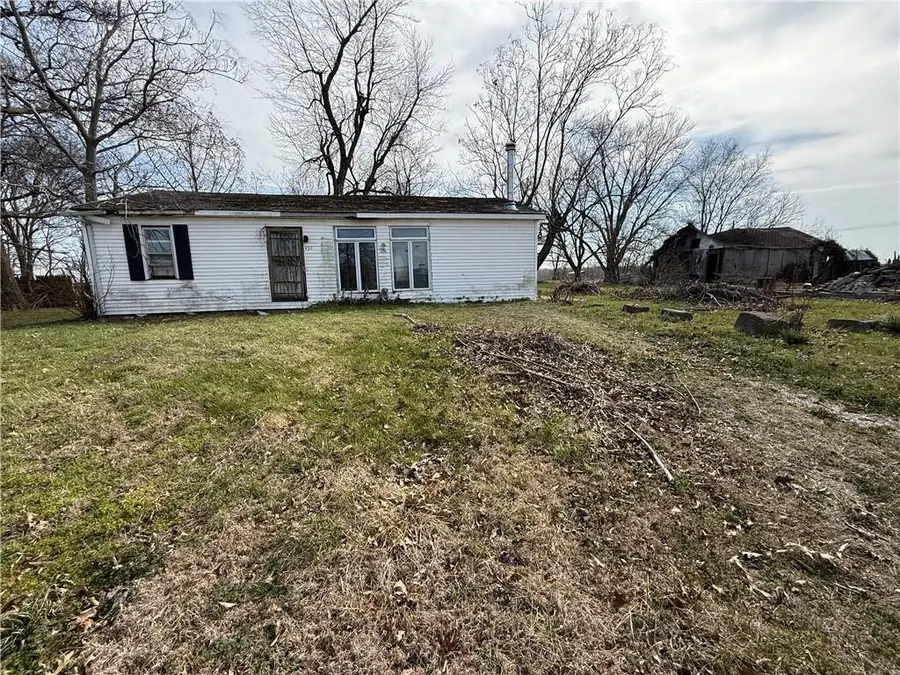 434 South Street, Hardin, MO 64035 - #2