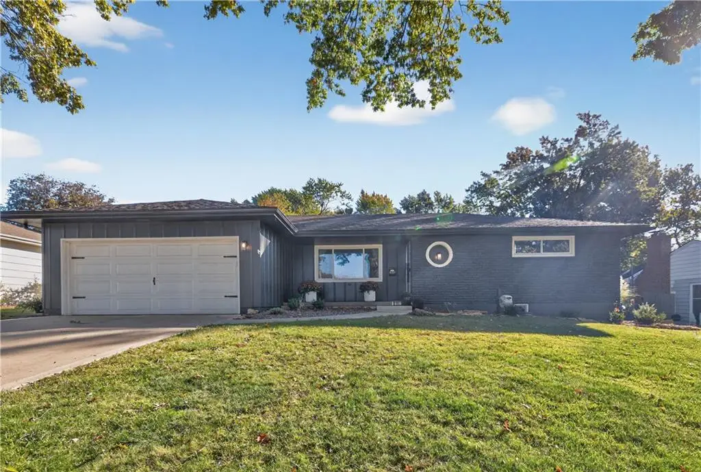 8309 Travis Lane, Overland Park, KS 66212 - #1