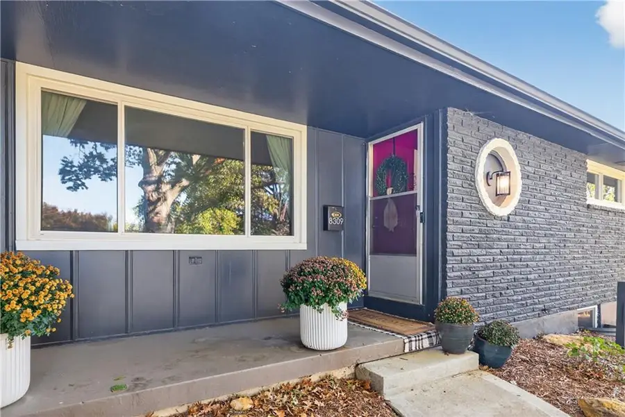 8309 Travis Lane, Overland Park, KS 66212 - #3