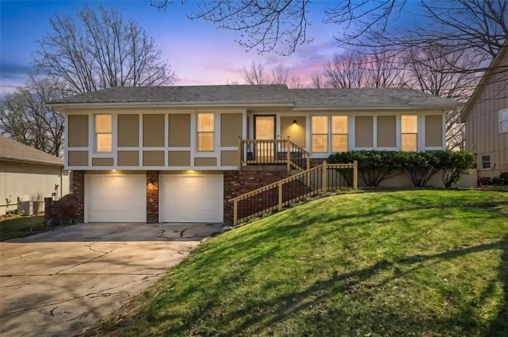 7829 N Garfield Avenue, Kansas City, MO 64118 - #1