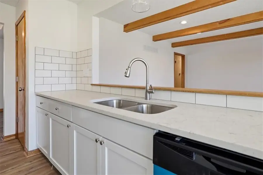 7829 N Garfield Avenue, Kansas City, MO 64118 - #3