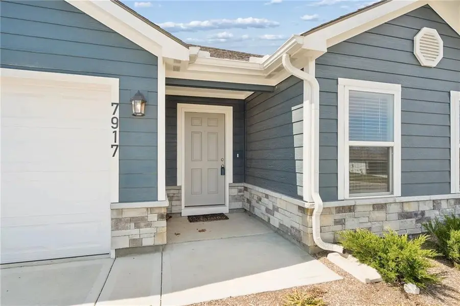 7917 SE 5th Terrace, Blue Springs, MO 64014 - #2