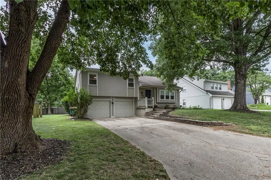 9132 Darnell Street, Lenexa, KS 66215 - #3