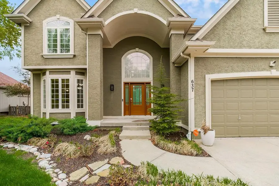 637 NE Sundance Trail, Lees Summit, MO 64086 - #2
