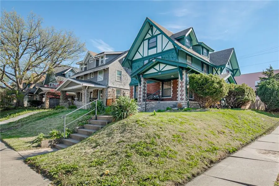 3839 Harrison Boulevard, Kansas City, MO 64109 - #2