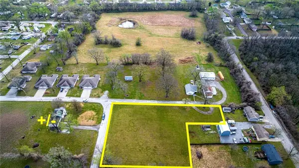 TBD Towers, Lots 40,41,42,43,51 Street, Clinton, MO 64735