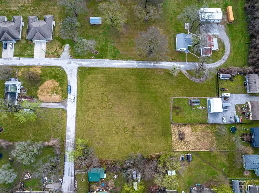 TBD Towers, Lots 40,41,42,43,51 Street, Clinton, MO 64735 - #2