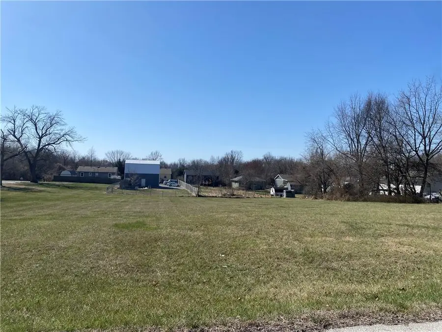 TBD Towers, Lots 40,41,42,43,51 Street, Clinton, MO 64735 - #3