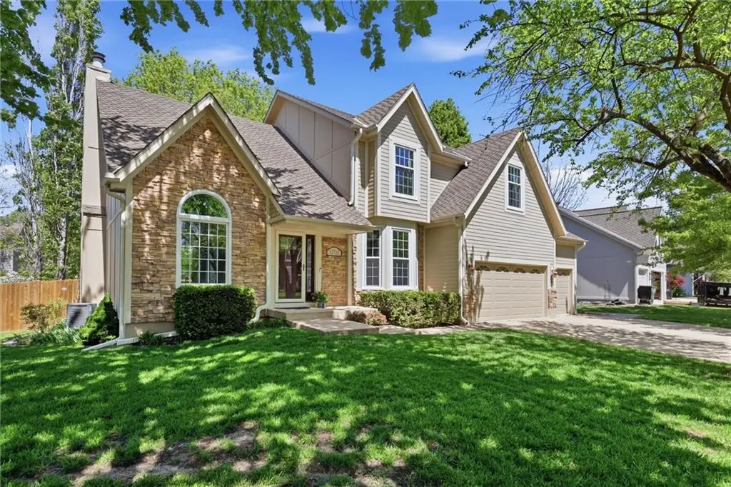 15716 W 138th Terrace, Olathe, KS 66062 - #1