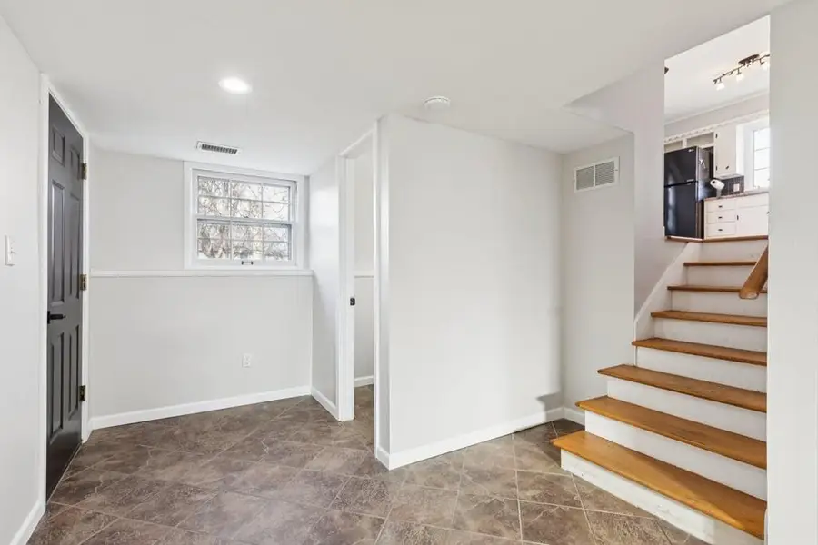 506 S Adams Street, Raymore, MO 64083 - #3