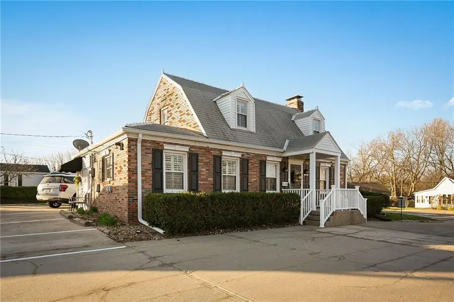 203 SW Jefferson Street, Lees Summit, MO 64063 - #2