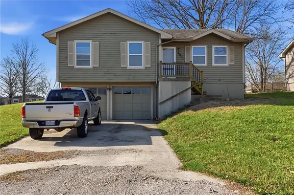 2001 Kary Lane, Excelsior Springs, MO 64024